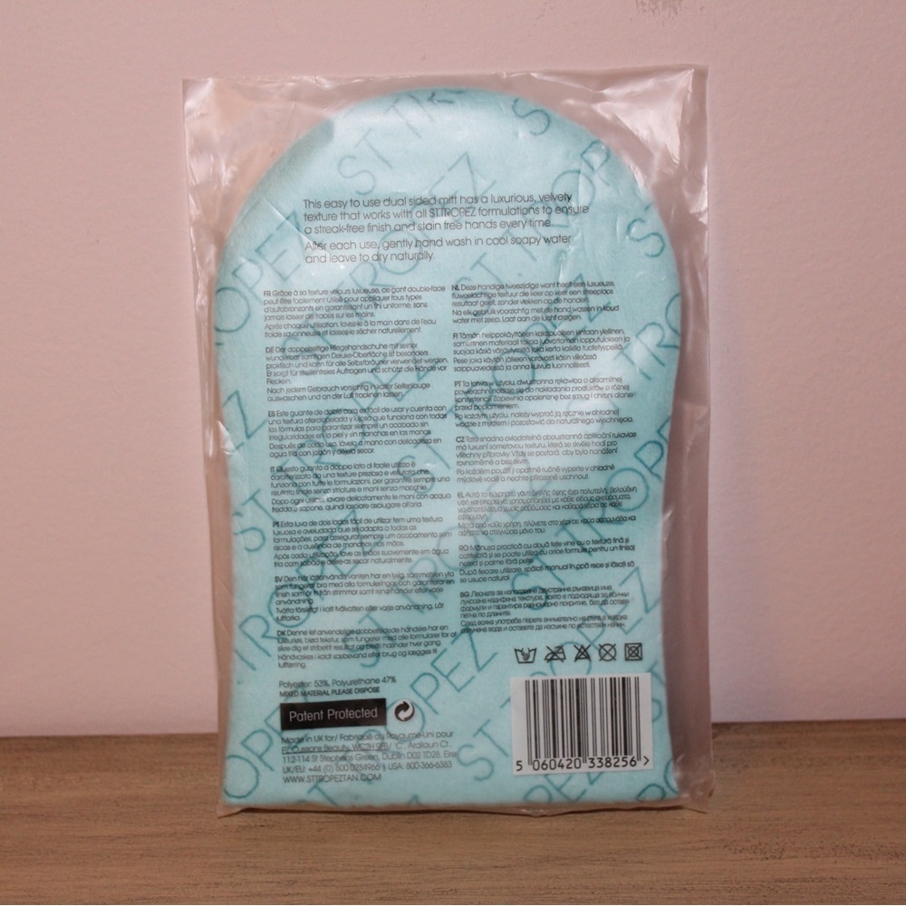 St.Tropez Double-Sided Luxe Velvet Applicator Mitt Brand New Tanning Self Tanner - Picture 3 of 7